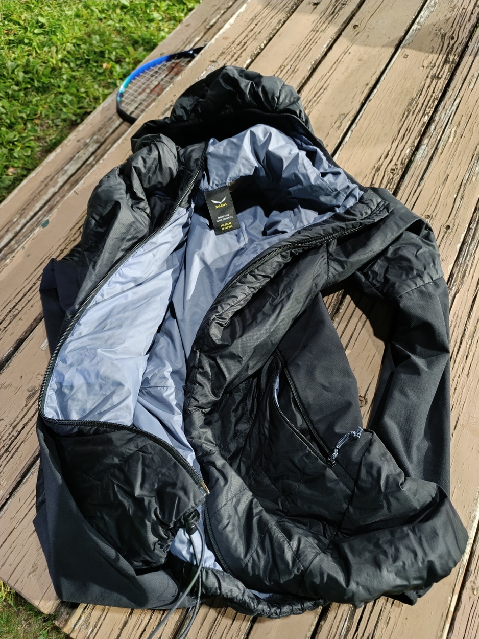 Jacke mit Autoschlüssel gefunden!